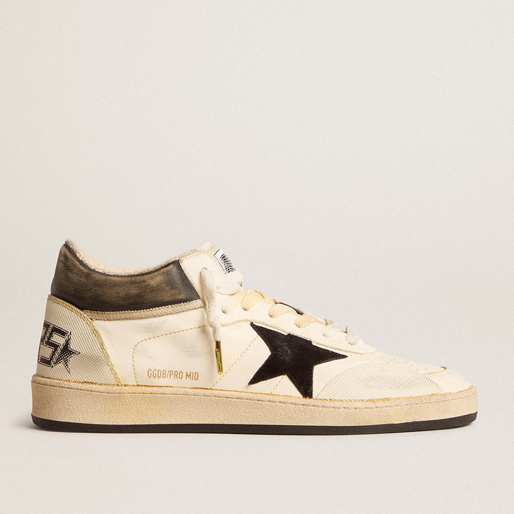 Golden Goose Ball Star Pro Mid Sneakers In Aged White Leather With Black Star GMF00725.F005795.10283