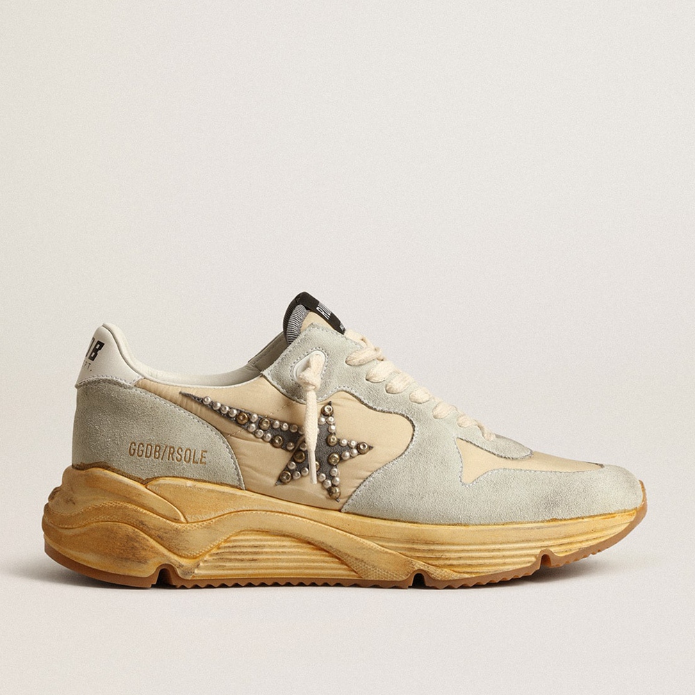 Golden Goose Running Sole Sneakers In Ice Gray With Studded Suede Star GWF00126.F004008.82102