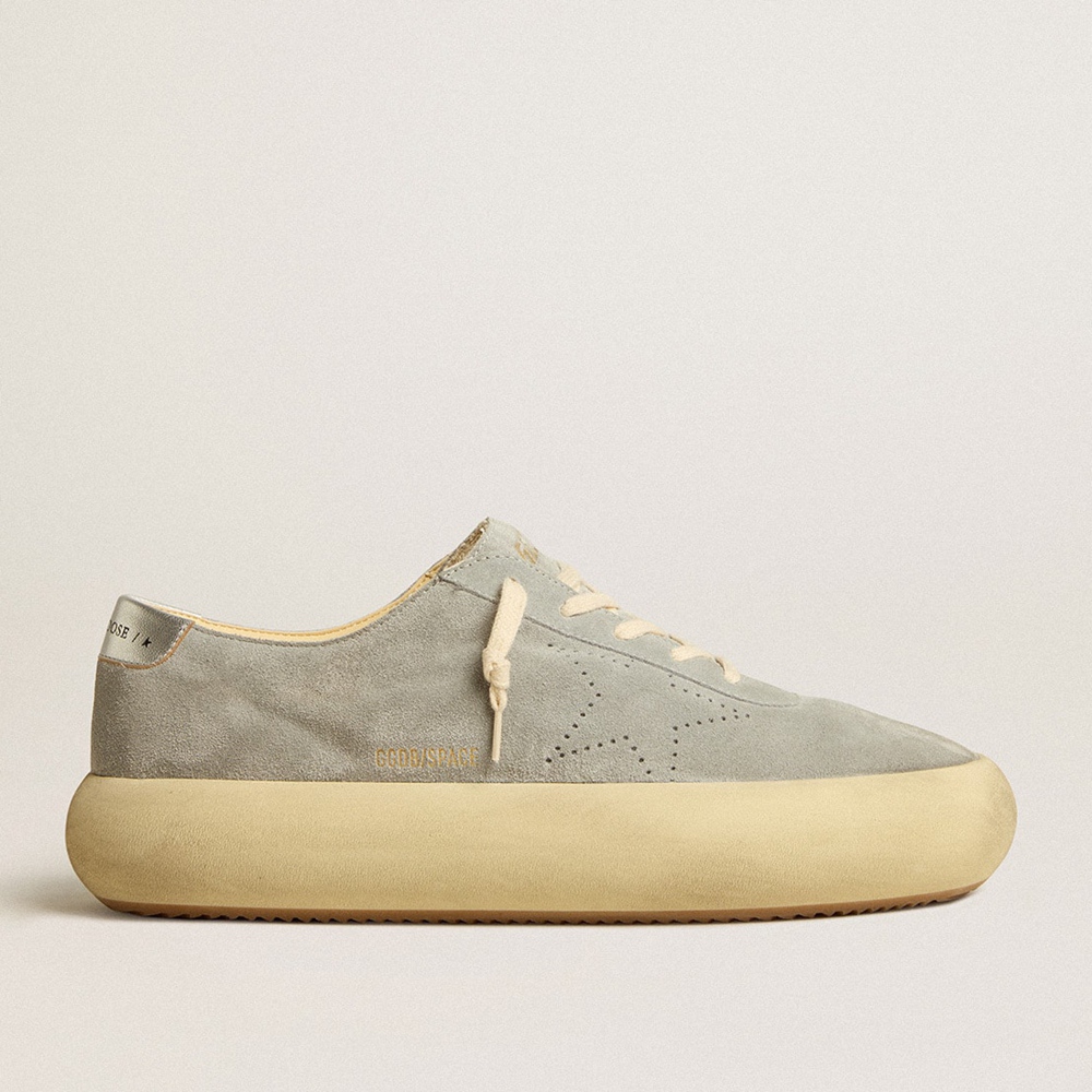 Golden Goose Space-Star Sneakers In Ice-gray Suede With Perforated Star GMF00376.F005253.70100