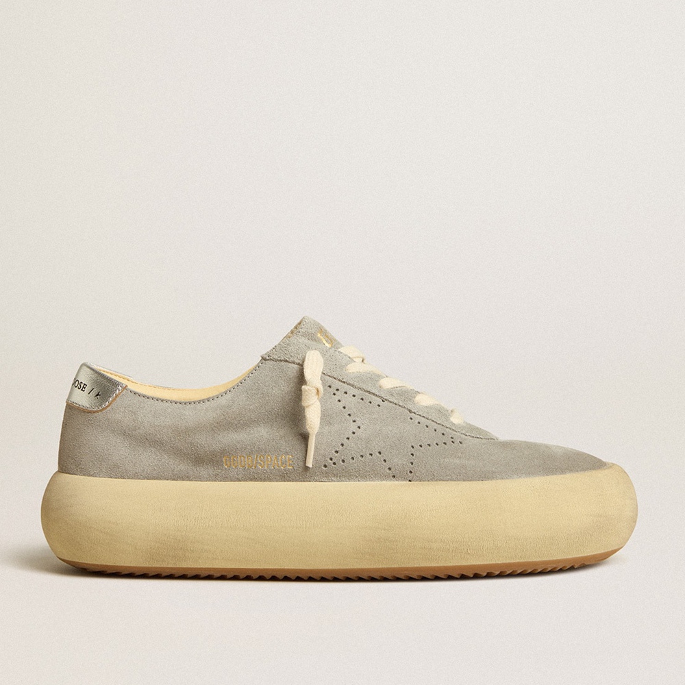 Golden Goose Space-Star Sneakers In Ice-gray Suede With Perforated Star GWF00376.F005253.70100