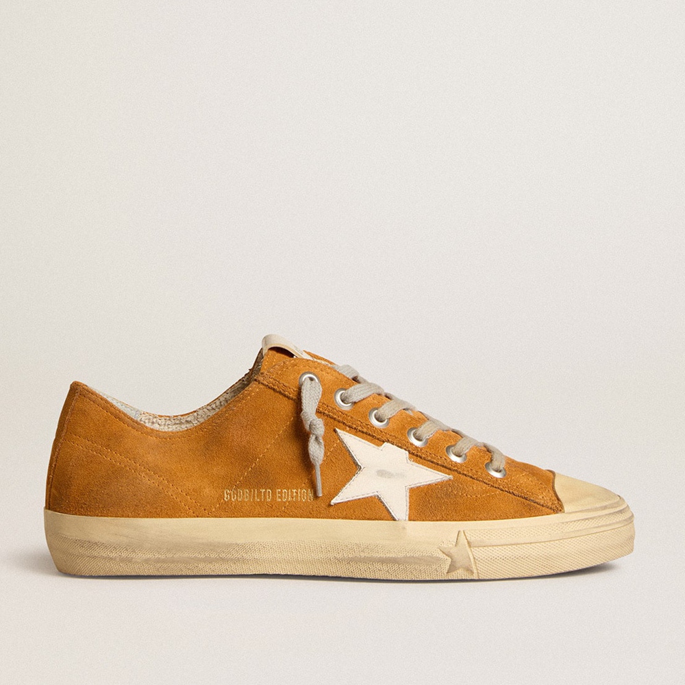 Golden Goose V-Star LTD Sneakers In Camel Suede With A Milk-white Leather Star GMF00129.F005901.30273