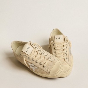 Golden Goose V-Star Sneakers In Pearl Suede With Silver Metallic Leather Star GWF00129.F005298.15542