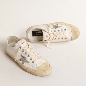 Golden Goose V-Star Sneakers In White Leather With A Platinum Glitter Star GWF00129.F004565.10847