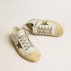 Golden Goose V-Star Sneakers In White Leather With Green Canvas Star GMF00129.F005295.10502